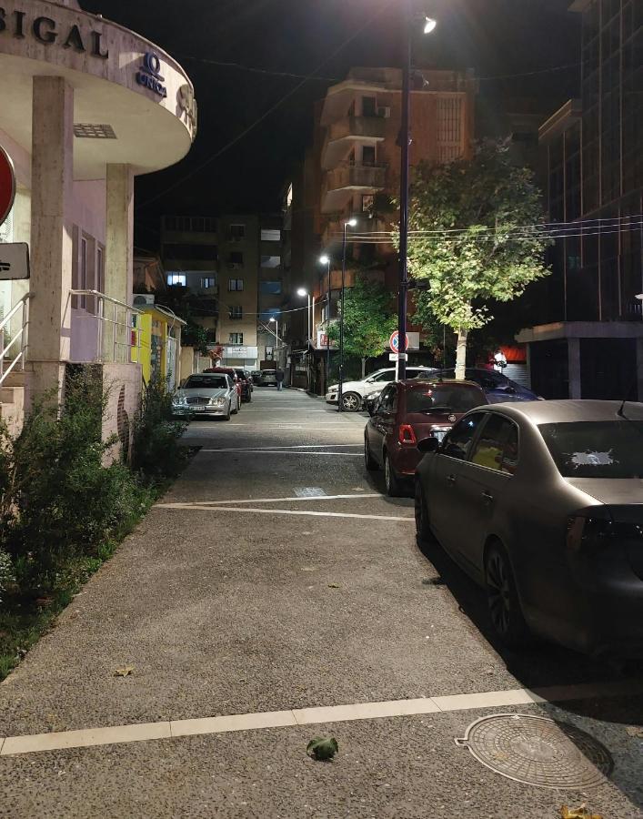 Tirana City Center Apartment Exterior foto